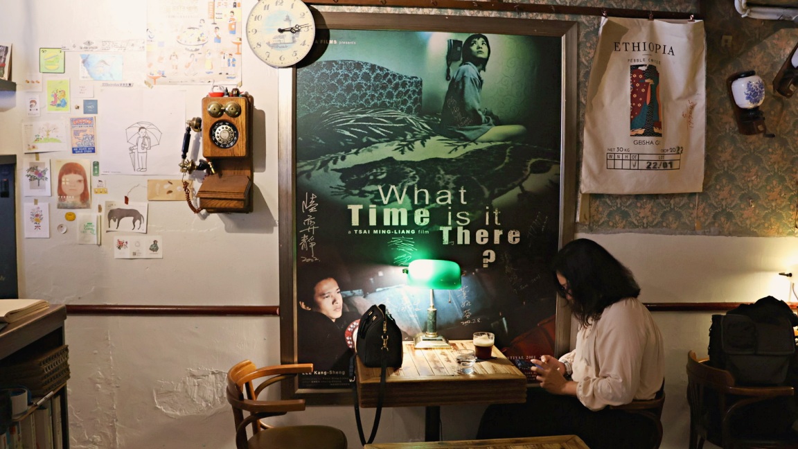 景美咖啡廳|聞山咖啡景美店:40年老字號不限時咖啡廳,〈傷心咖啡店之歌〉原型 - 第4張圖