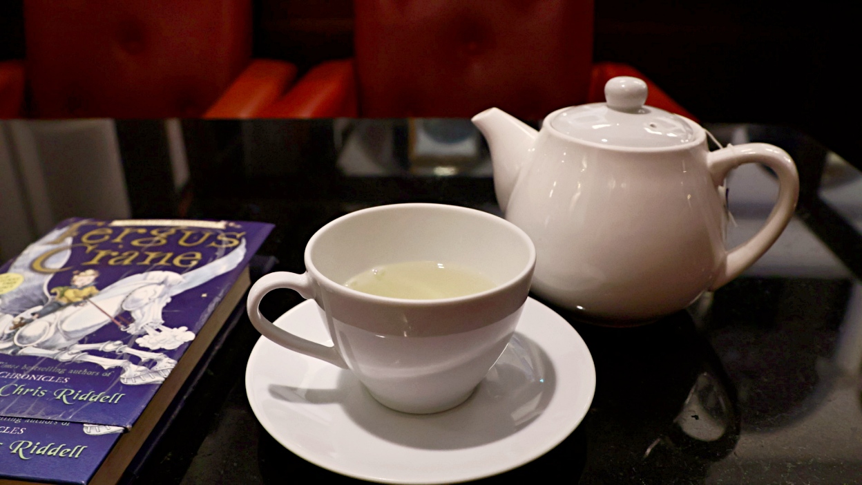 港墘站咖啡廳|moooon river cafe&books:瑞光路網美歐風不限時咖啡廳 - 第17張圖