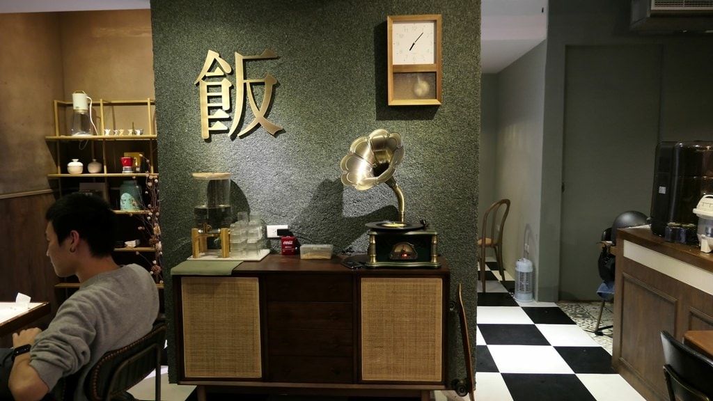 TAKEOUT CURRY SHOP復古裝潢