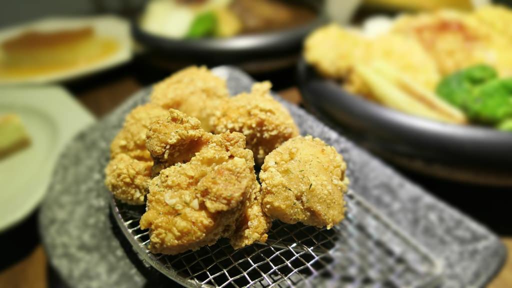 東區超好吃炸雞 TAKEOUT CURRY SHOP