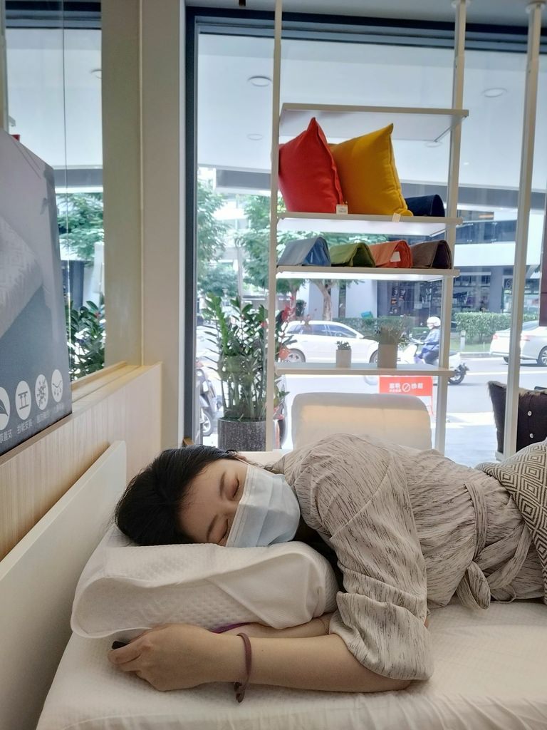 台中床墊試躺