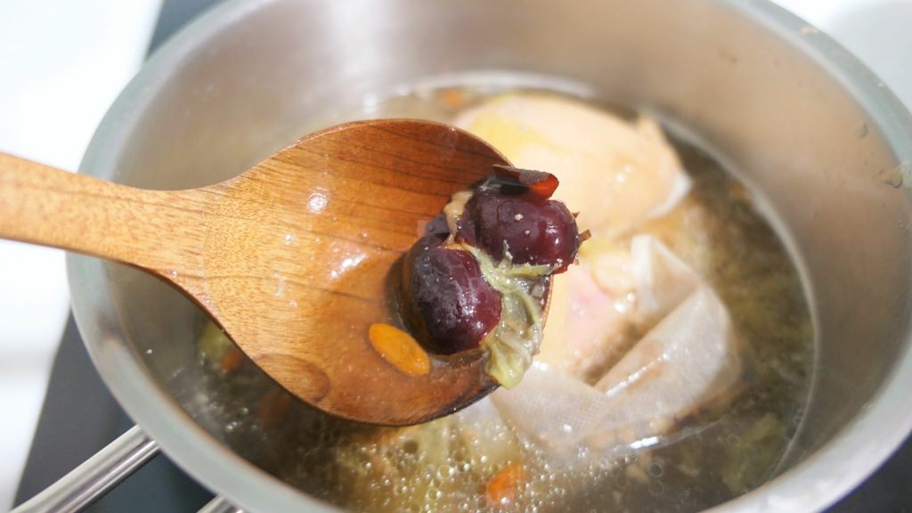 四物湯 冷凍宅配雞湯推薦 醉月燉品養生盅湯專家