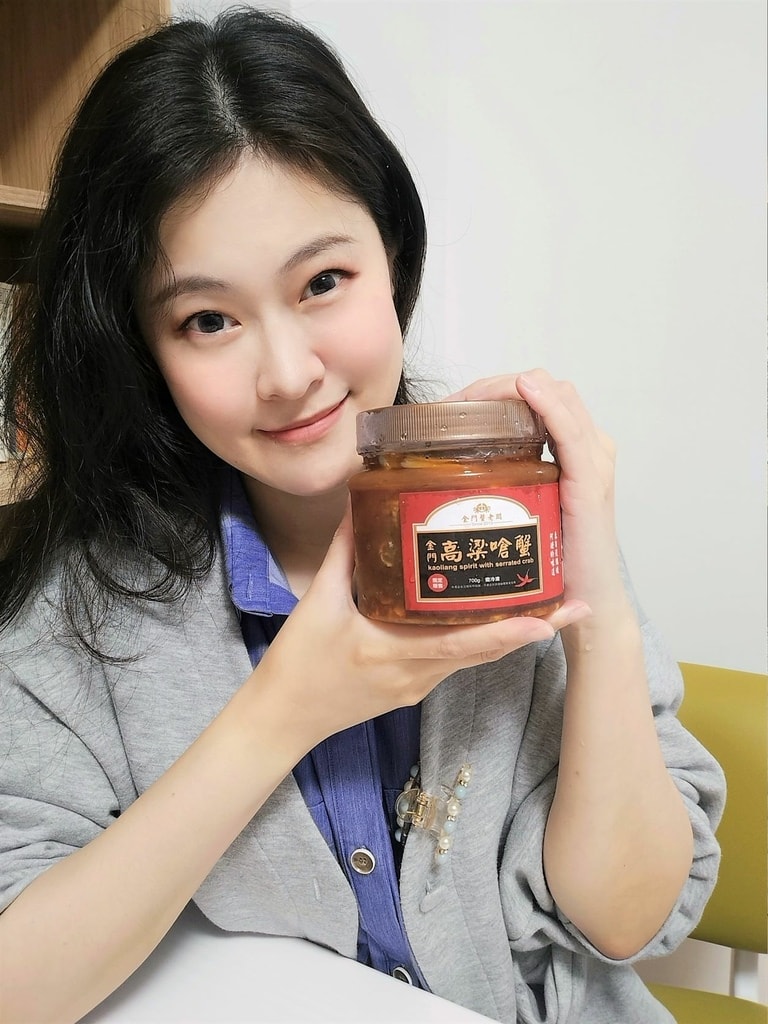 金門蟹老闆高粱嗆蟹