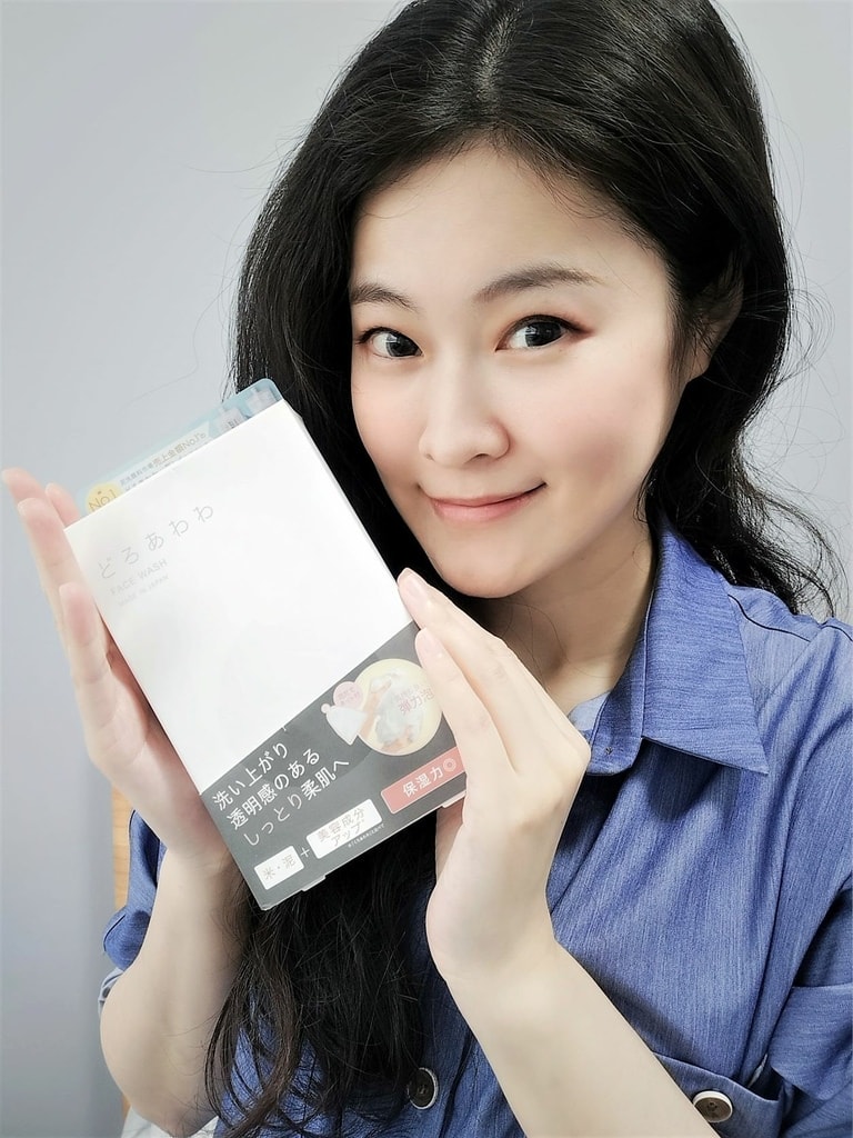 朵拉娃DOROAWAWA 濃密泡沫洗面乳