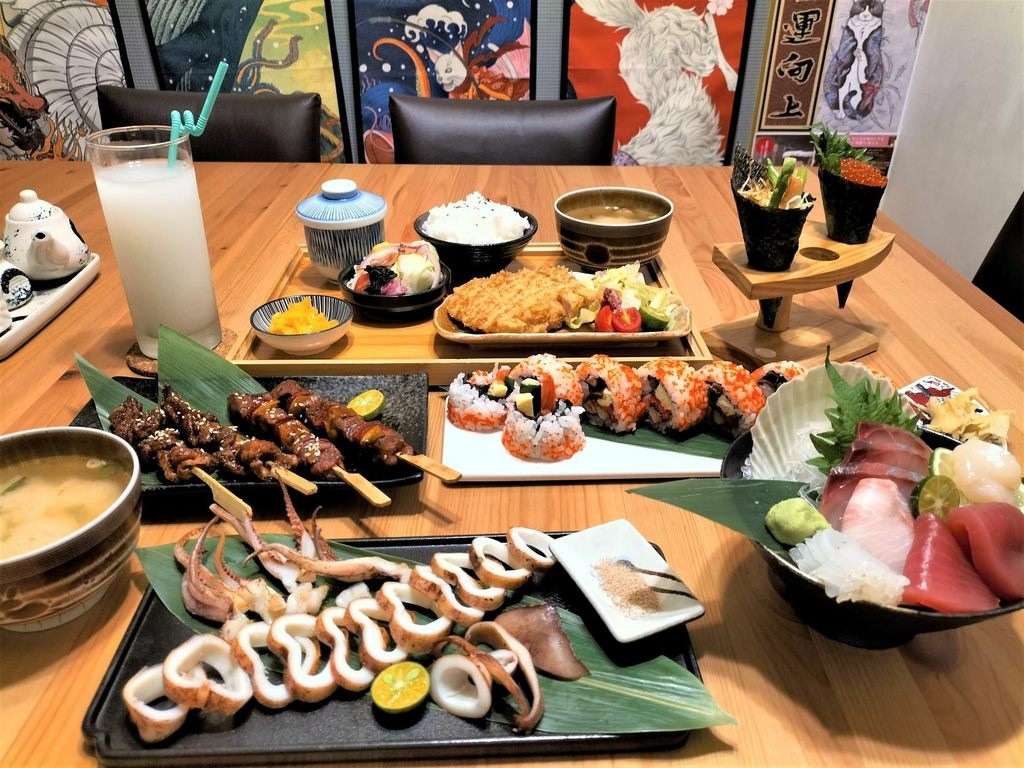 板新站美食推薦