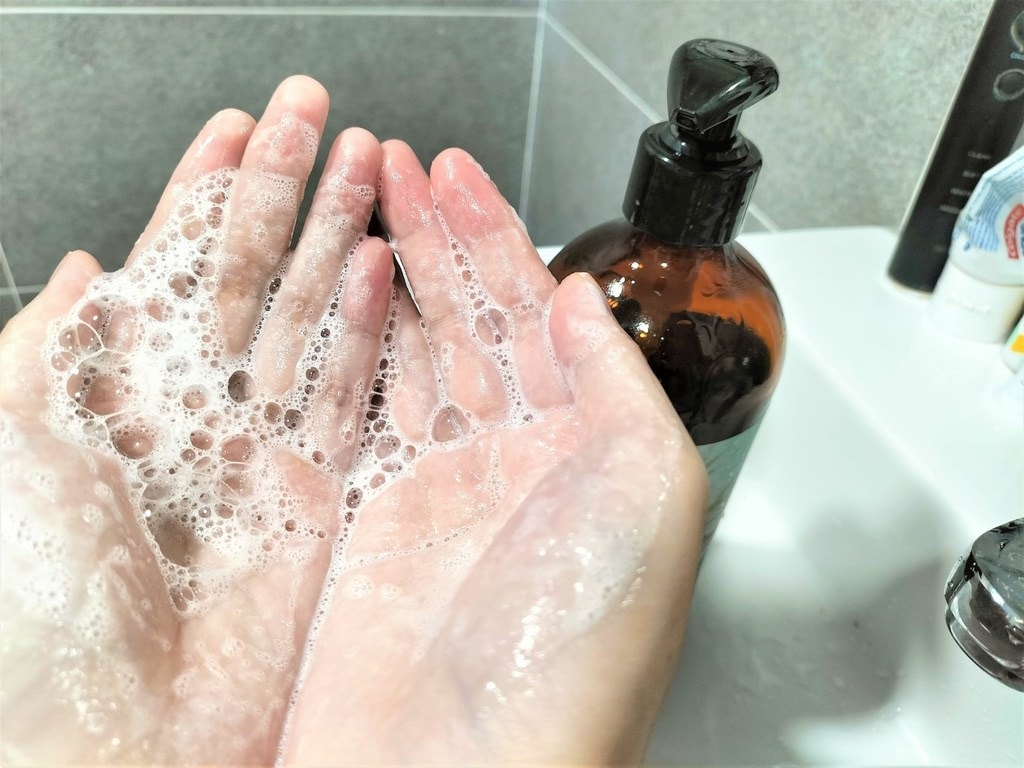 反璞歸真洗髮精