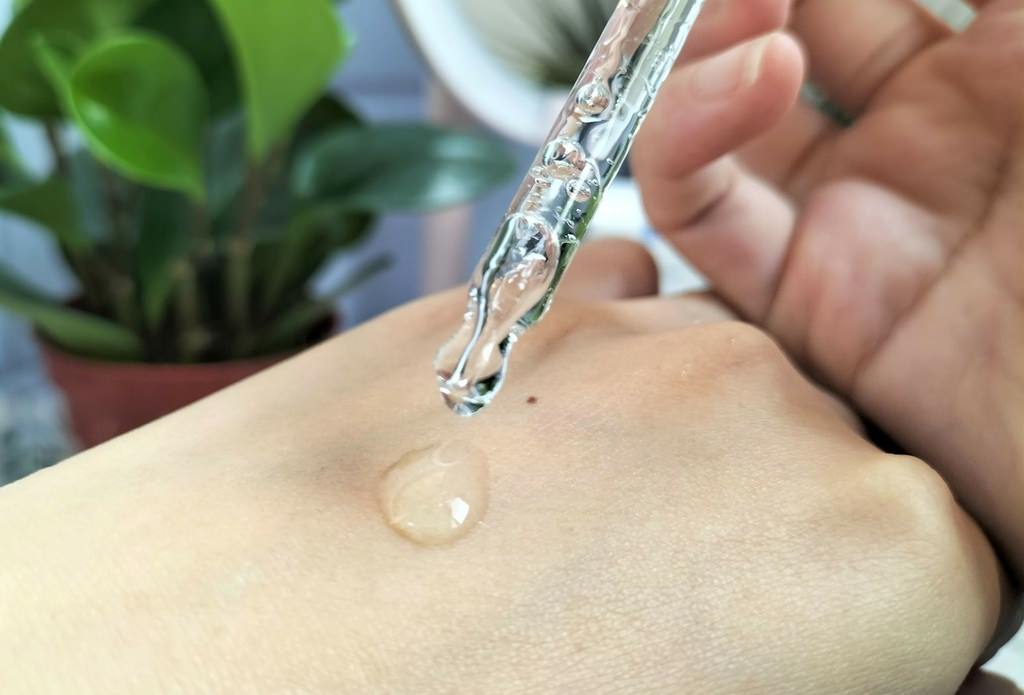 玻尿酸精華液推薦