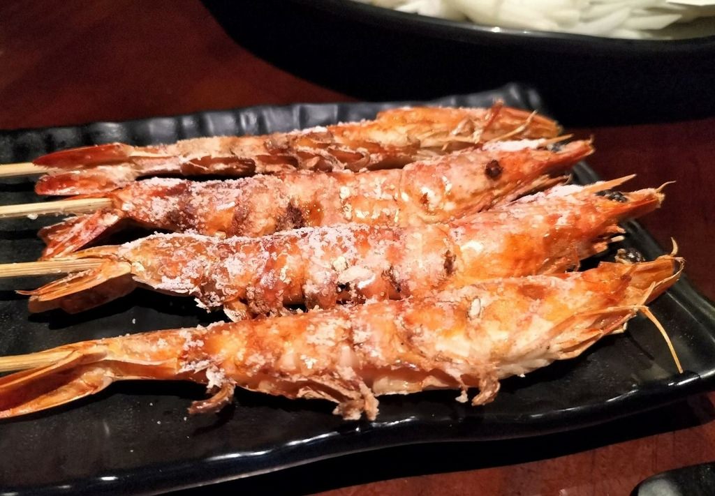 【台北桶仔雞推薦】起家莊雞老闆士林夜市店,用人蔘泡澡的美味桶 【台北桶仔雞推薦】起家莊雞老闆士林夜市店,用人蔘泡澡的美味桶