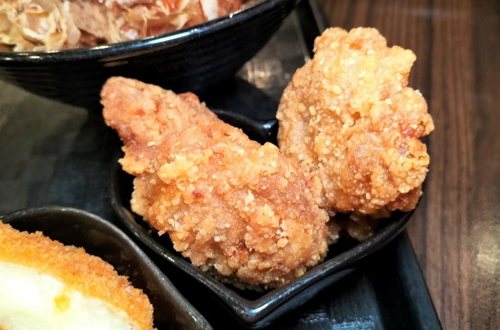 【中山站美食推薦】佛心的丼飯專家——新丼，26種平價創意丼飯