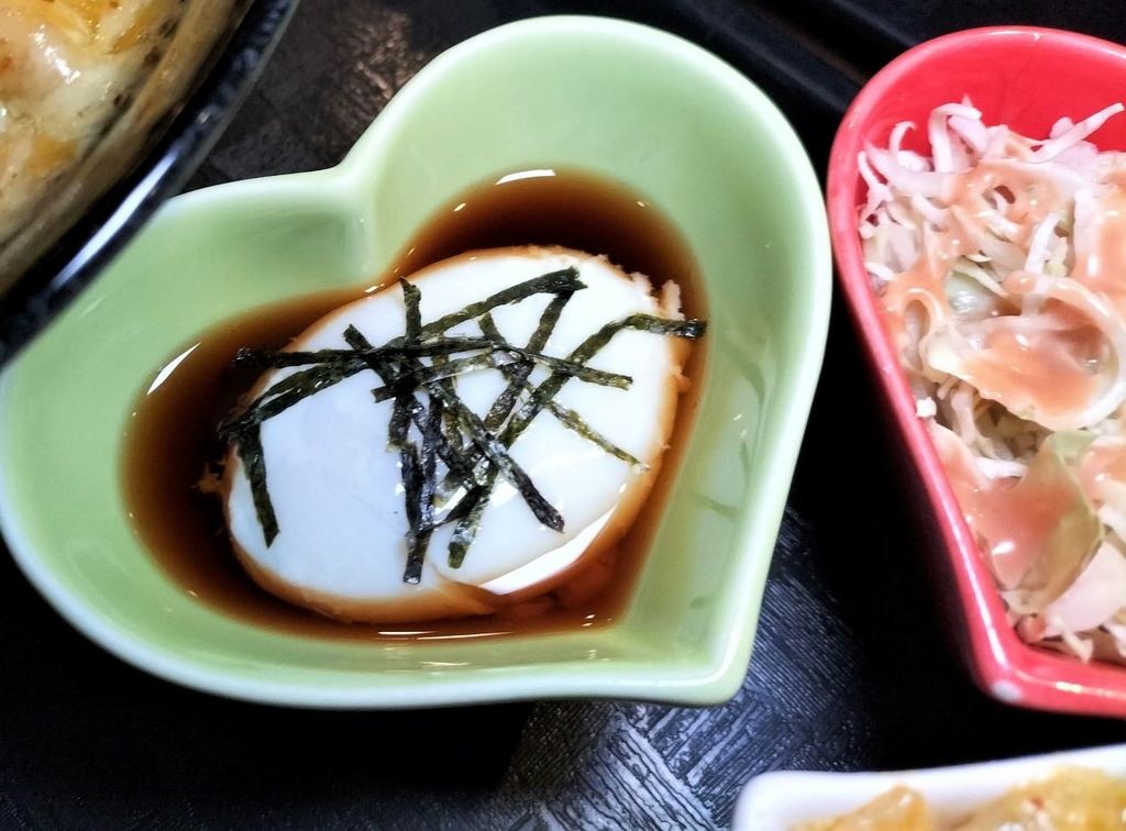 【中山站美食推薦】佛心的丼飯專家——新丼，26種平價創意丼飯