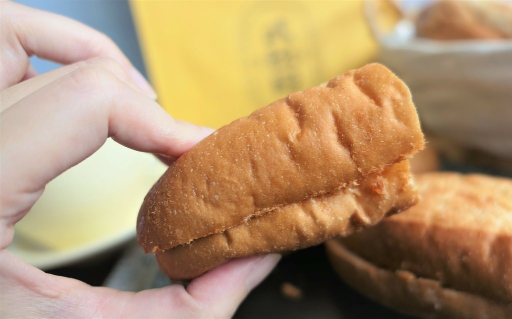 【板橋環球美食】武松殿肉鬆軟法,Q彈法國老麵糰,香鹹肉鬆mi 板橋環球美食