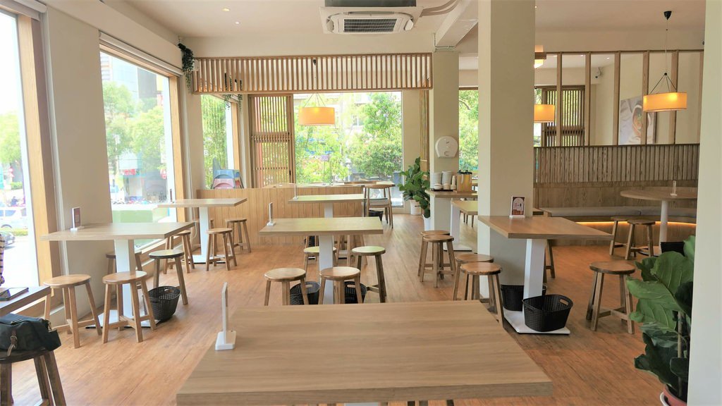 雙月食品社林森公園店