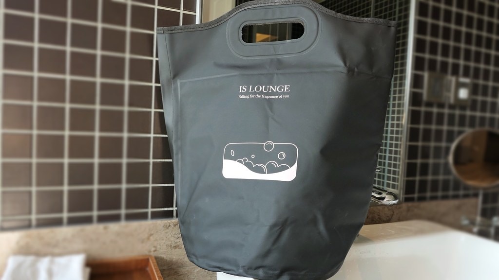 Is Lounge嗜香氛品牌獨家自訂款足浴袋