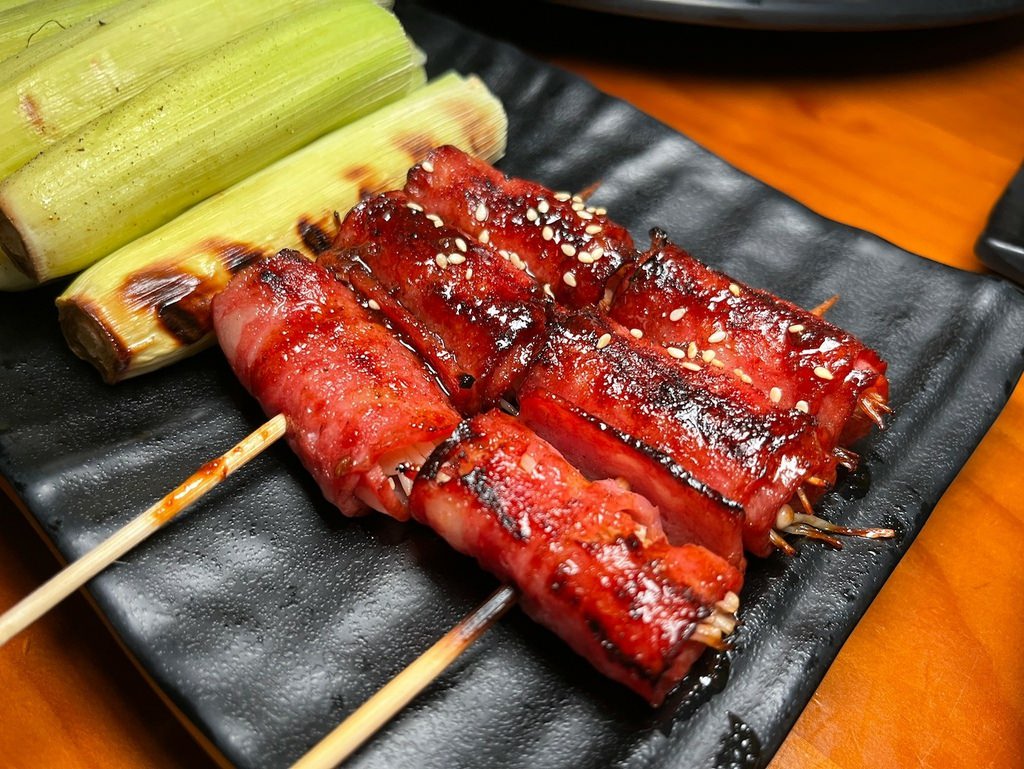 【萬隆美食推薦】雞老闆桶仔雞萬隆店,大方送桶仔雞,清酒喝到飽 【萬隆美食推薦】雞老闆桶仔雞萬隆店,大方送桶仔雞,清酒喝到飽