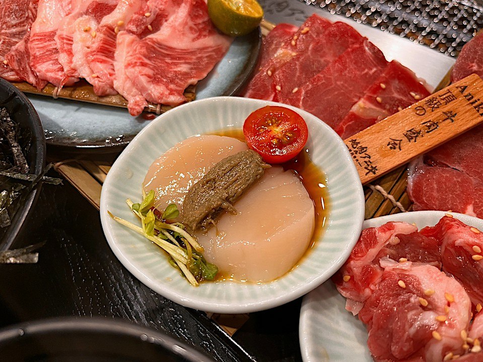【板橋個人燒肉】燒肉老大アニキ燒肉Aniki板橋府中店,沙拉 Aniki頂級牛肉盛合