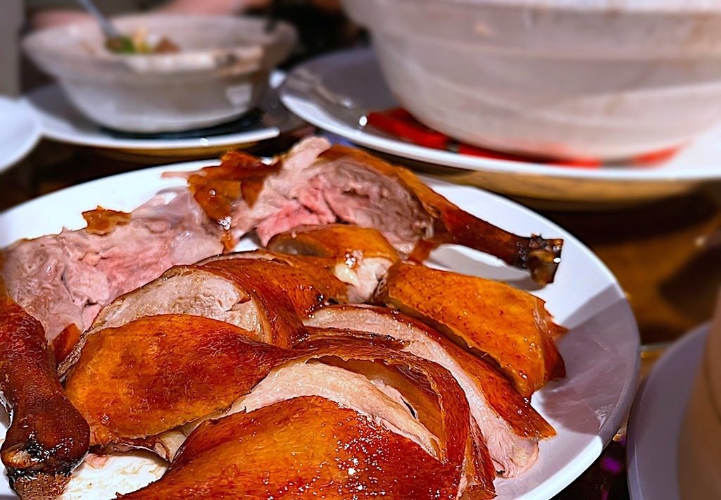【新莊美食推薦】典華雅聚新莊店——主廚親赴北京取經烤鴨秘法，