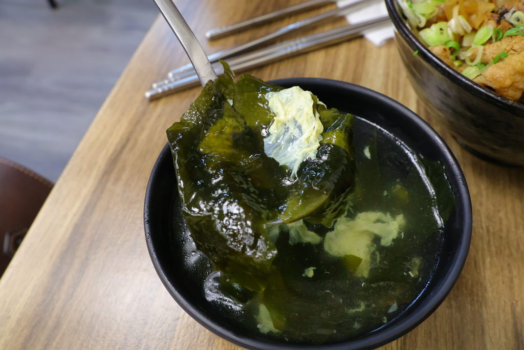 【永和平價美食】久似丼永貞店——在地人的大眾食堂,130元起 久似丼評價