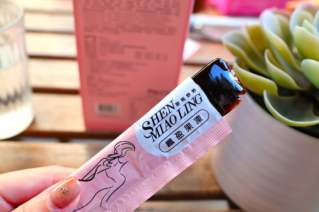 【妝苑妙妙XS極輕盈極纖果凍】網美的美麗秘密,美味小纖凍品牌 【妝苑妙妙XS極輕盈極纖果凍】網美的美麗秘密,美味小纖凍品牌