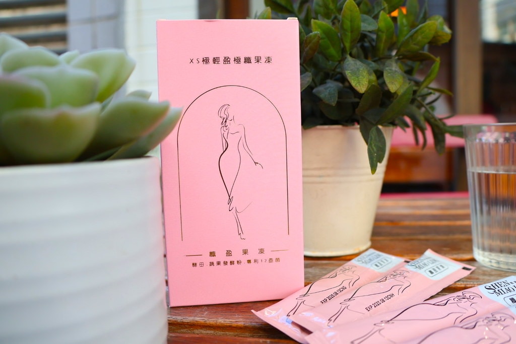 【妝苑妙妙XS極輕盈極纖果凍】網美的美麗秘密,美味小纖凍品牌 【妝苑妙妙XS極輕盈極纖果凍】網美的美麗秘密,美味小纖凍品牌