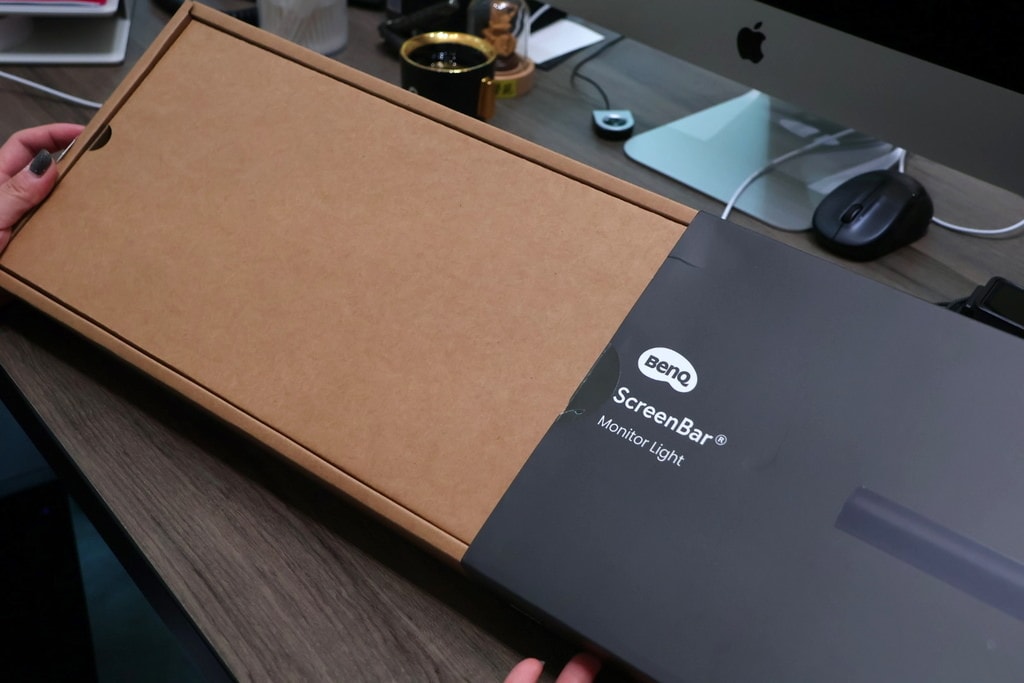 【螢幕掛燈推薦】 BenQ ScreenBar——無頻閃無藍 BenQ ScreenBar實測開箱