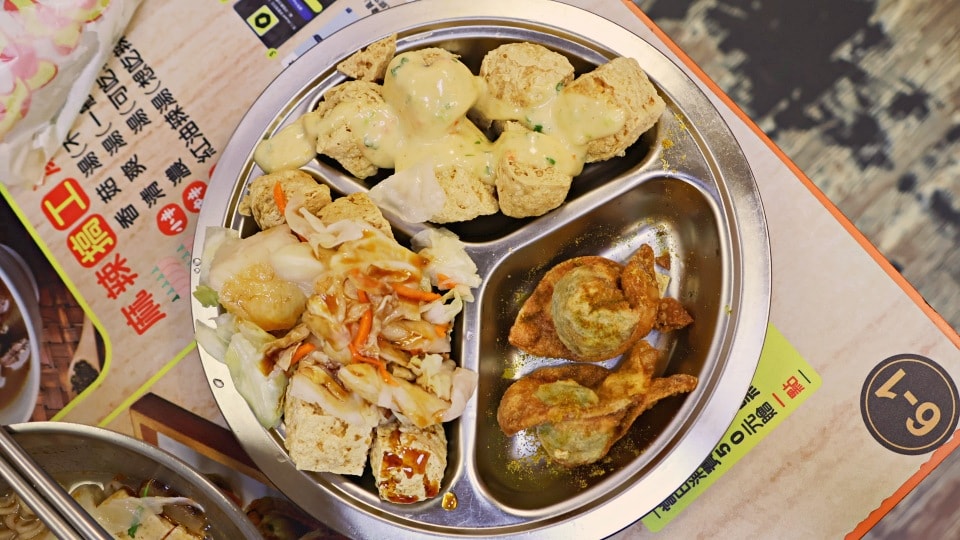 寧夏夜市臭豆腐|李掌伯(寧夏夜市里長伯臭豆腐)—飄香七十餘年進化版菜單 - 第17張圖