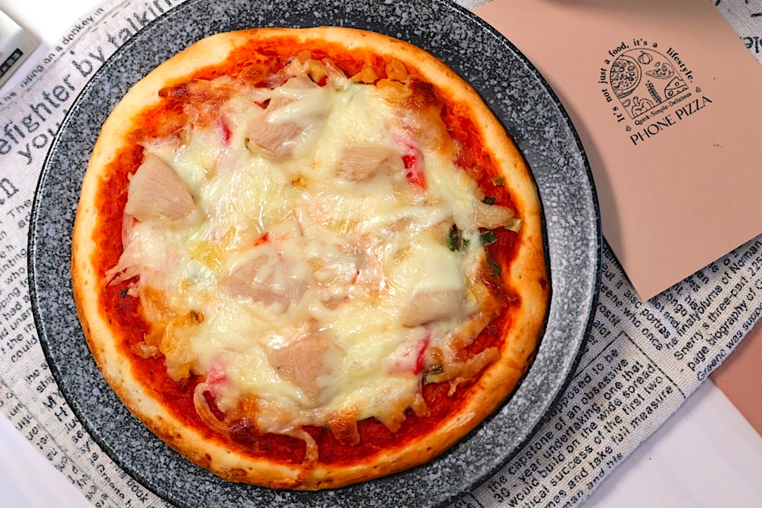 【Phone Pizza 瘋披薩評價】 清爽不油膩的義式薄脆餅皮,快速上桌冷凍pizza - 第12張圖