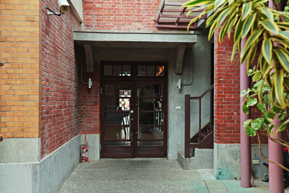 哈瑪星咖啡廳|新濱·駅前——百年三和銀行咖啡廳菜單推薦,重溫高雄大正浪漫風華 - 第10張圖 新濱·駅前評價