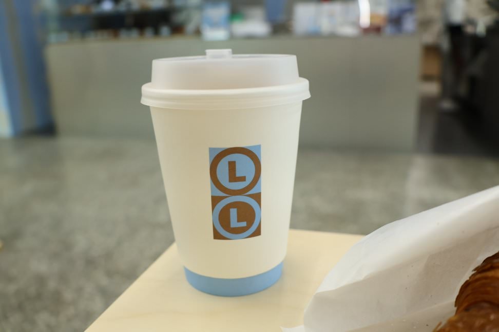 Local Local coffee 咖啡再地:新店大坪林捷運不限時廢墟風咖啡廳,菜單&真實評論 - 第17張圖