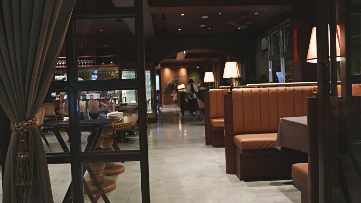 台東餐酒館|強強廚房台東創始店 John John’s Kitchen——高人氣台東市區酒吧餐廳評論,適約會聚餐慶生 - 第8張圖 強強廚房 台東創始店