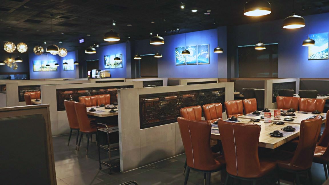 高雄汕頭火鍋|汕頭泉成沙茶潮鍋美術館青海店——環境寬敞適合聚餐的青海路汕頭火鍋熟客評論 - 第4張圖