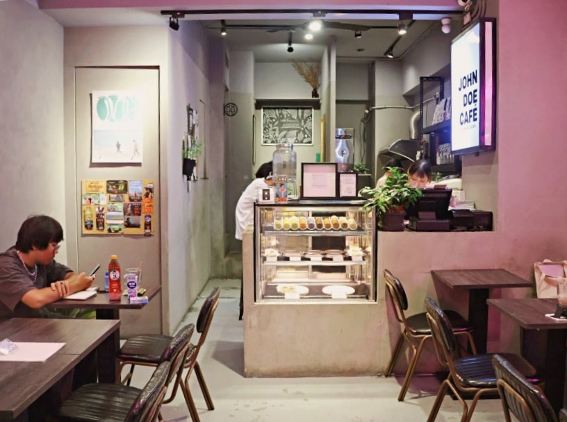 萬隆不限時咖啡廳|無名氏咖啡JOHN DOE CAFÉ 友善讀書工作環境,學生有折扣 - 第5張圖