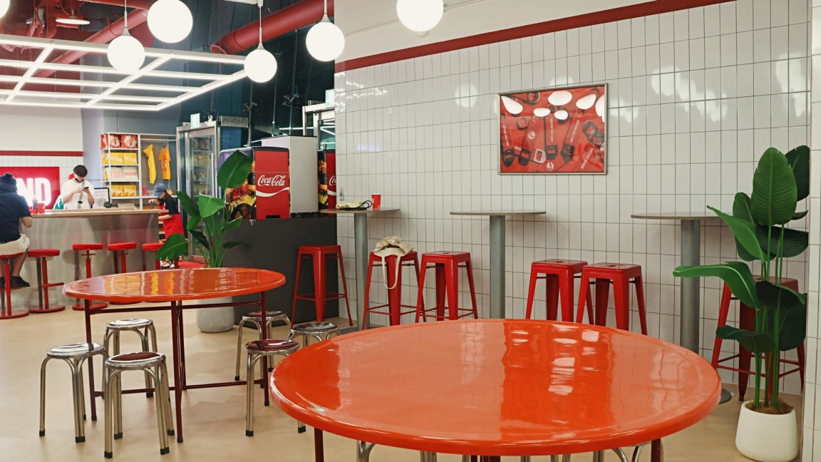 台北大巨蛋炸雞|週末炸雞漢堡俱樂部 大巨蛋店——創新台式漢堡炸雞,外帶內用皆宜 - 第4張圖 台北大巨蛋遠東Garden City美食|週末炸雞漢堡俱樂部台北大巨蛋店