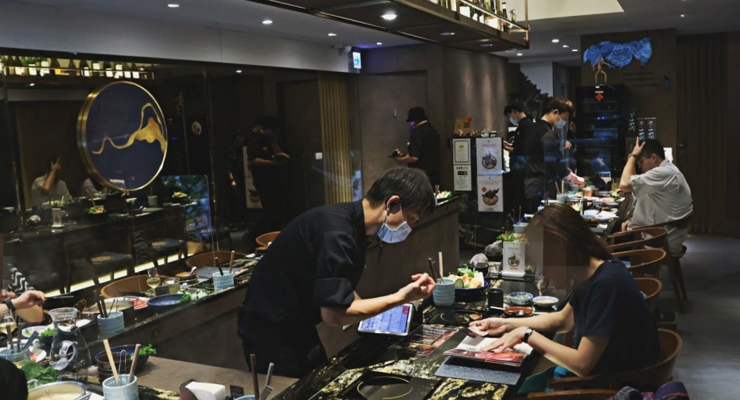 二本松涮涮屋本館 Er Ben Song Shabu|大安區米其林主廚監製高級火鍋,專人桌邊服務奢華海膽鍋 - 第8張圖 台北桌邊服務火鍋