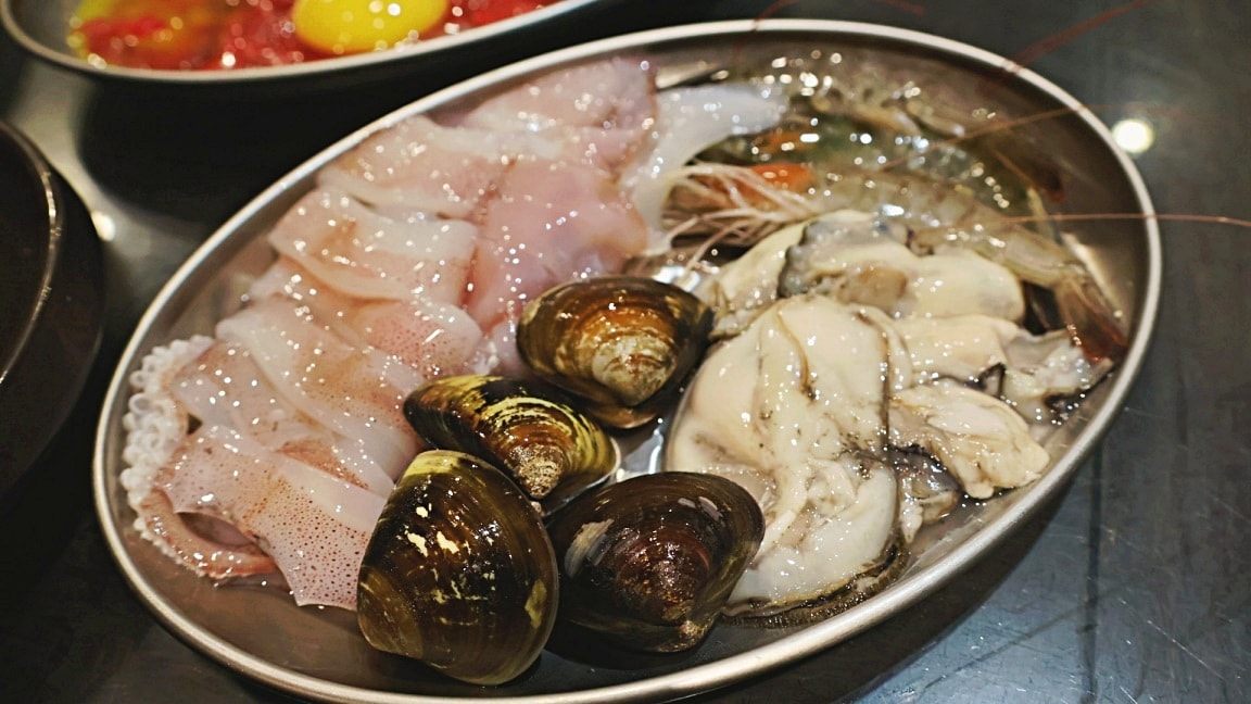 東豐街美食推薦|粥起粥底火鍋熱炒:全台首創粥底火鍋,熱門預約678桌的東豐街火鍋 - 第28張圖 東區火鍋粥起 粥底火鍋.熱炒
