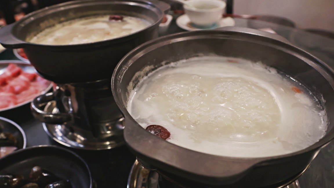 東豐街美食推薦|粥起粥底火鍋熱炒:全台首創粥底火鍋,熱門預約678桌的東豐街火鍋 - 第24張圖