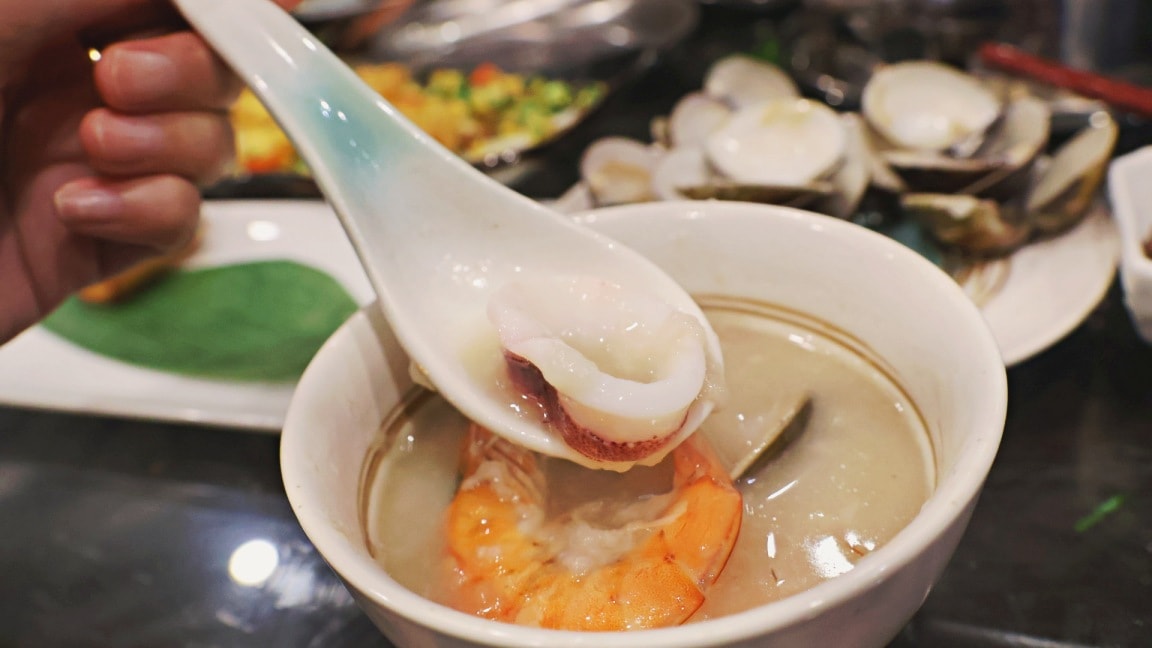 東豐街美食推薦|粥起粥底火鍋熱炒:全台首創粥底火鍋,熱門預約678桌的東豐街火鍋 - 第32張圖