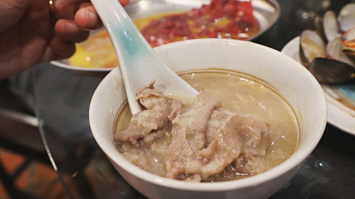 東豐街美食推薦|粥起粥底火鍋熱炒:全台首創粥底火鍋,熱門預約678桌的東豐街火鍋 - 第42張圖