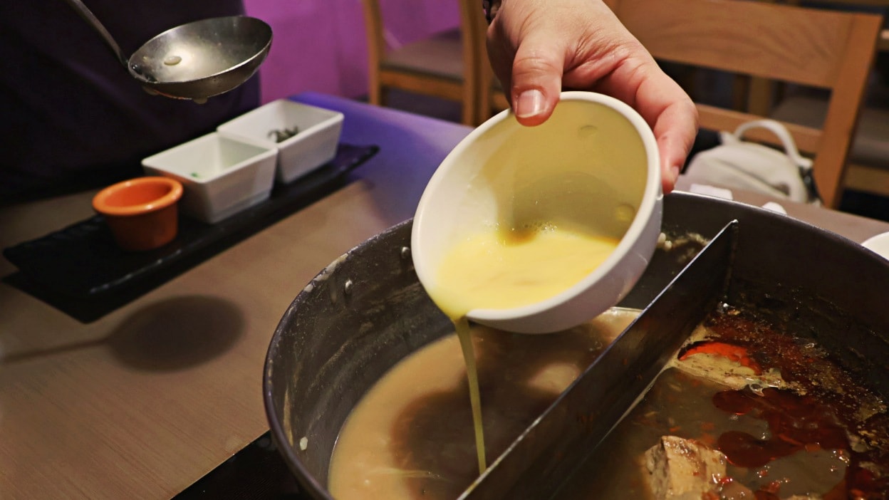 三重麻辣鍋推薦|麻妃頂極麻辣鴛鴦鍋:菜寮站高評分火鍋店,生日優惠餐廳! - 第38張圖