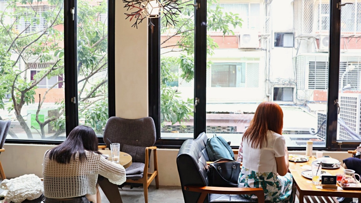 市政府不限時咖啡廳|上樓看看咖啡Arthere Café ——沒訂位沒位置,稀有的優質信義區辦公讀書咖啡 - 第12張圖