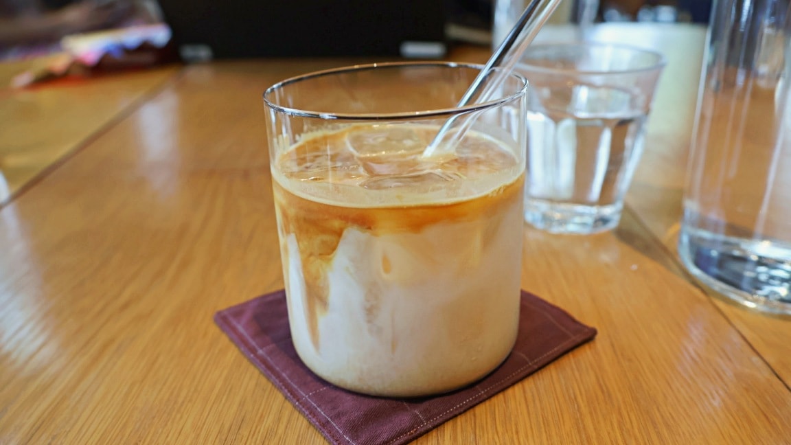 金華街咖啡廳|Out Of Office Coffee Roastery 不在辦公室金華店——洗鍊幽靜,許多人心中金華街No.1咖啡廳 - 第17張圖