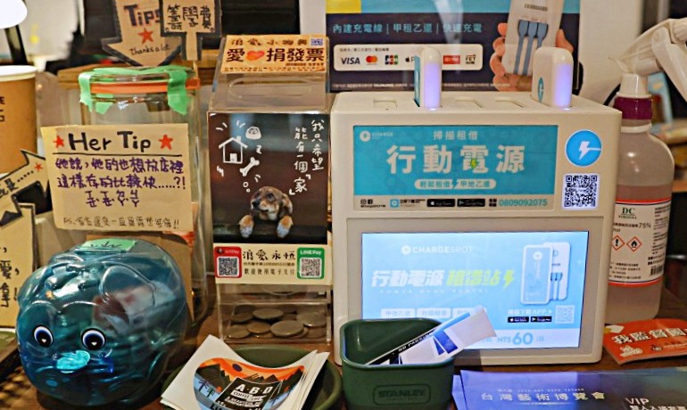 萬隆不限時咖啡廳|A.B.D. Coffee & Life——美式露營風,隨意自在不限時讀書咖啡廳 - 第11張圖