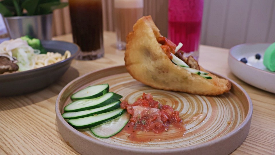 信義區不限時咖啡廳|信義天辰咖啡 Xinyi Greeze Cafe——平假日不限時每桌有插座,美味蔬食菜單 - 第27張圖