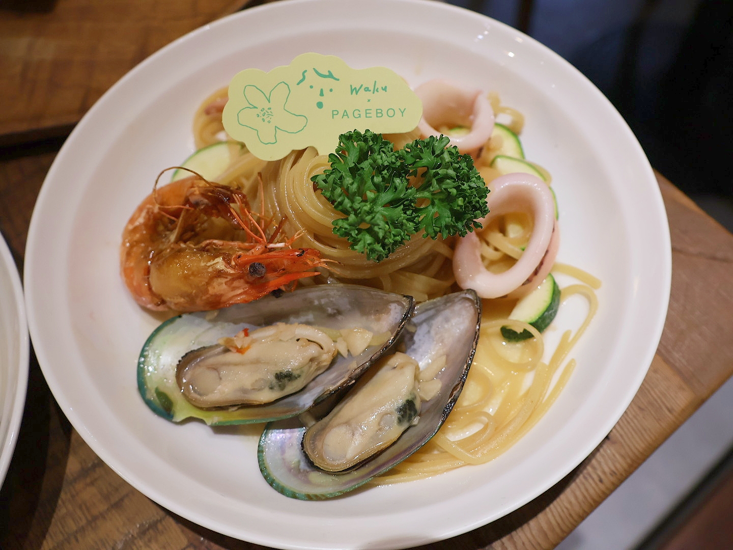 赤峰街義大利麵|waku waku pasta 赤峰店——平日都要排隊的高人氣中山義大利麵 - 第19張圖 柚子清炒海味細扁麵