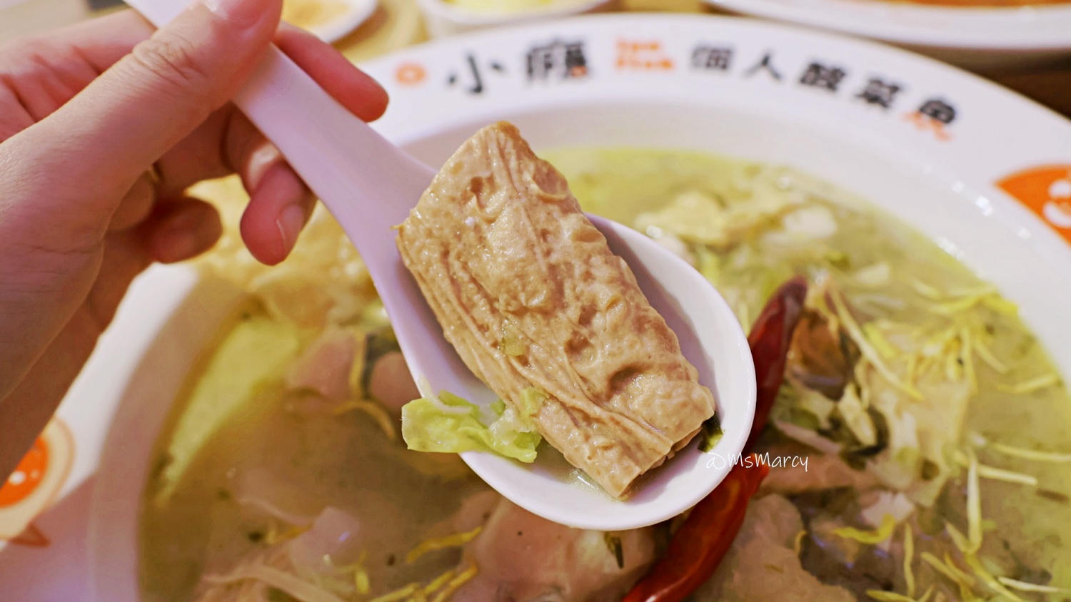 台北酸菜魚個人鍋|有小癮個人酸菜魚南京店——7種美味湯頭,dcard推薦I 型人友善酸菜魚,紅藜麥飯飲品吃到飽 - 第24張圖