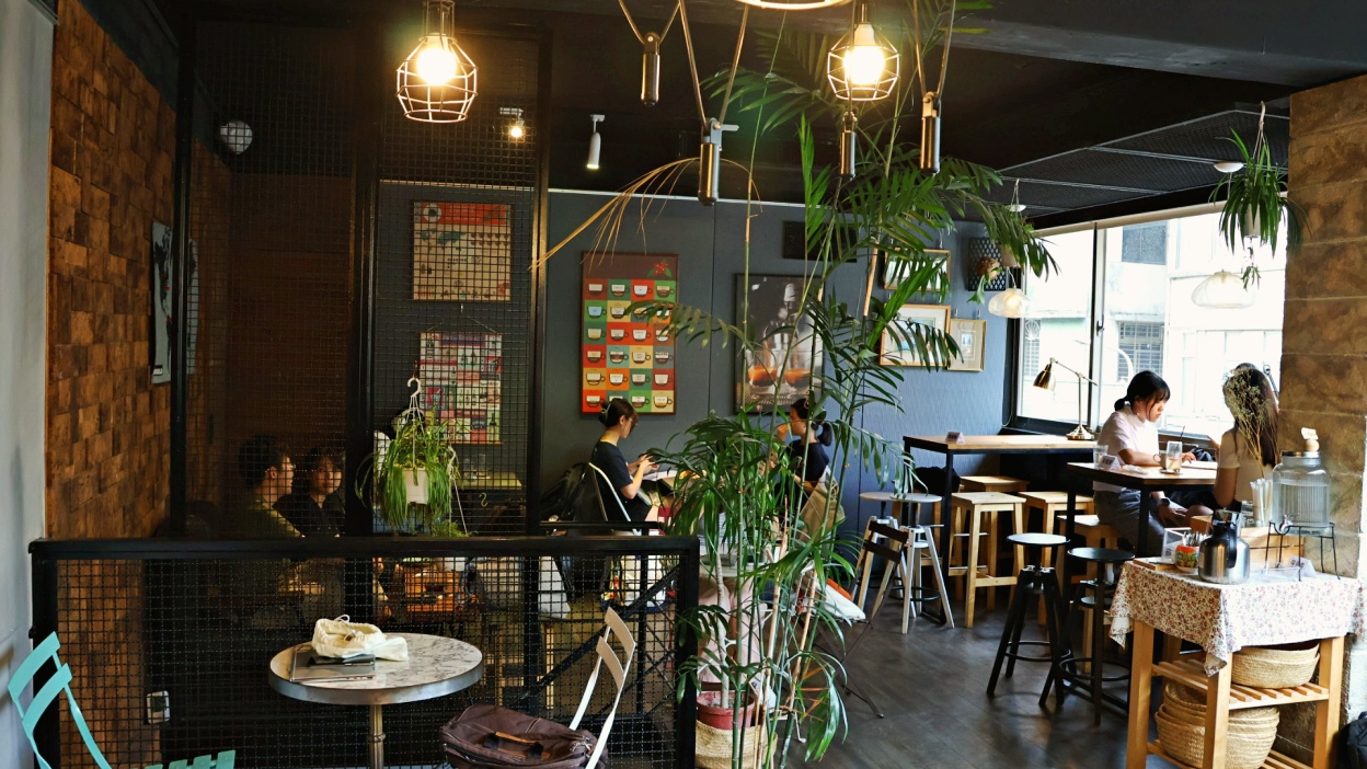 公館咖啡廳|Mimi’s Cafe米米咖啡——鄰近台大的不限時讀書咖啡廳,手作甜點 - 第6張圖