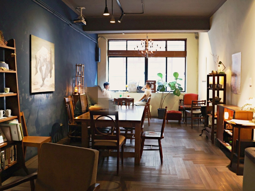 幻猻家珈琲 Pallas Cafe roaster コー ヒー ショップ ——獨特魅力與美味,破1000高分評論 - 第7張圖 迪化街老宅咖啡廳