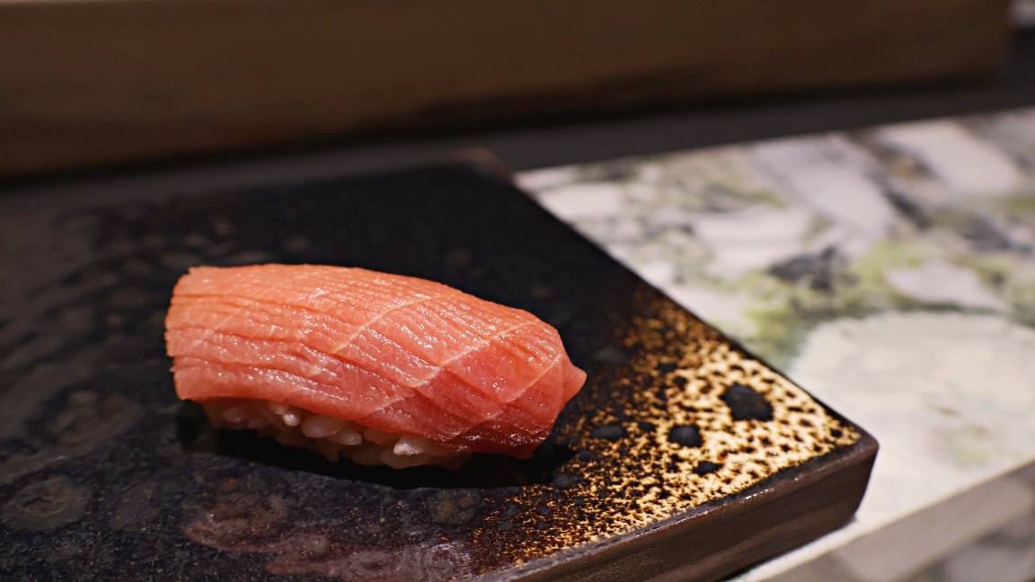 台北 omakase|栩栩OMAKASE——創意藝術料理,展現台北東區無菜單料理美學 - 第26張圖