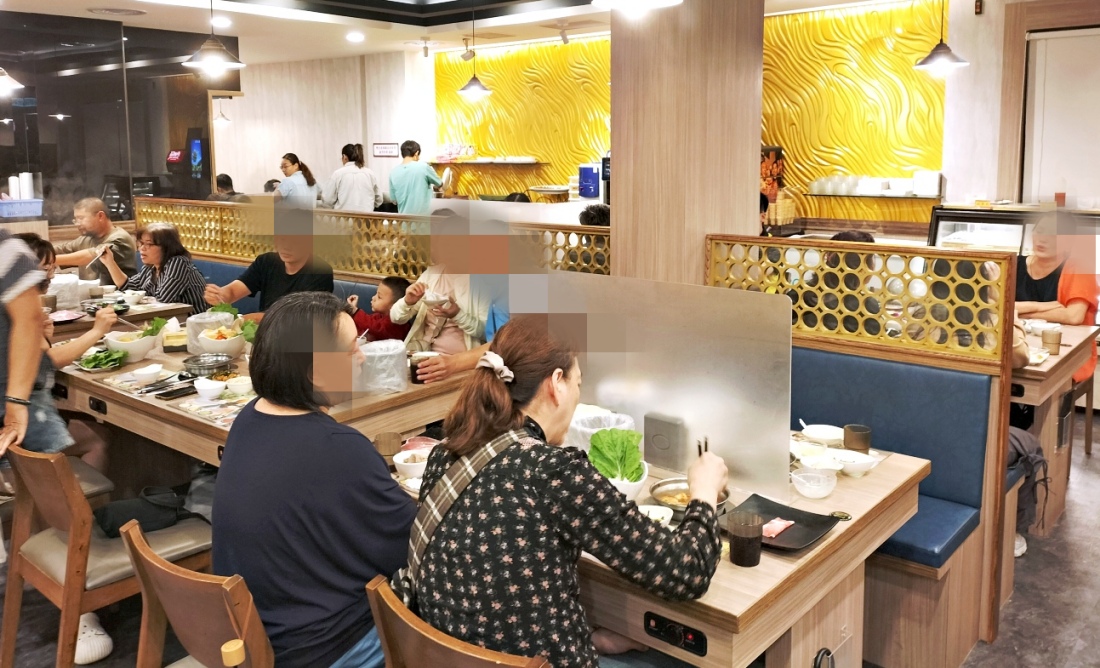 大坪林火鍋|白甘蔗養生涮涮屋新店民權店——天天打折,8點後第二鍋半價,飲品小菜甜點水果吃到飽 - 第3張圖