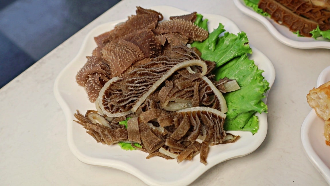 陽明山景觀餐廳|八卦夜未眠——菜單豐富,陽明山火鍋麻辣鍋烤肉夜景包廂一應俱全 - 第39張圖