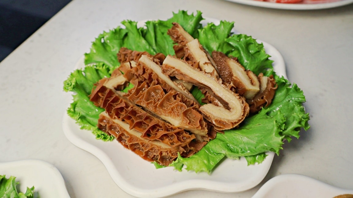 陽明山景觀餐廳|八卦夜未眠——菜單豐富,陽明山火鍋麻辣鍋烤肉夜景包廂一應俱全 - 第38張圖